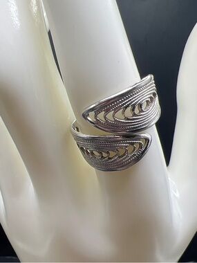 Sarah Coventry Silver Open Wrap Filigree Ring